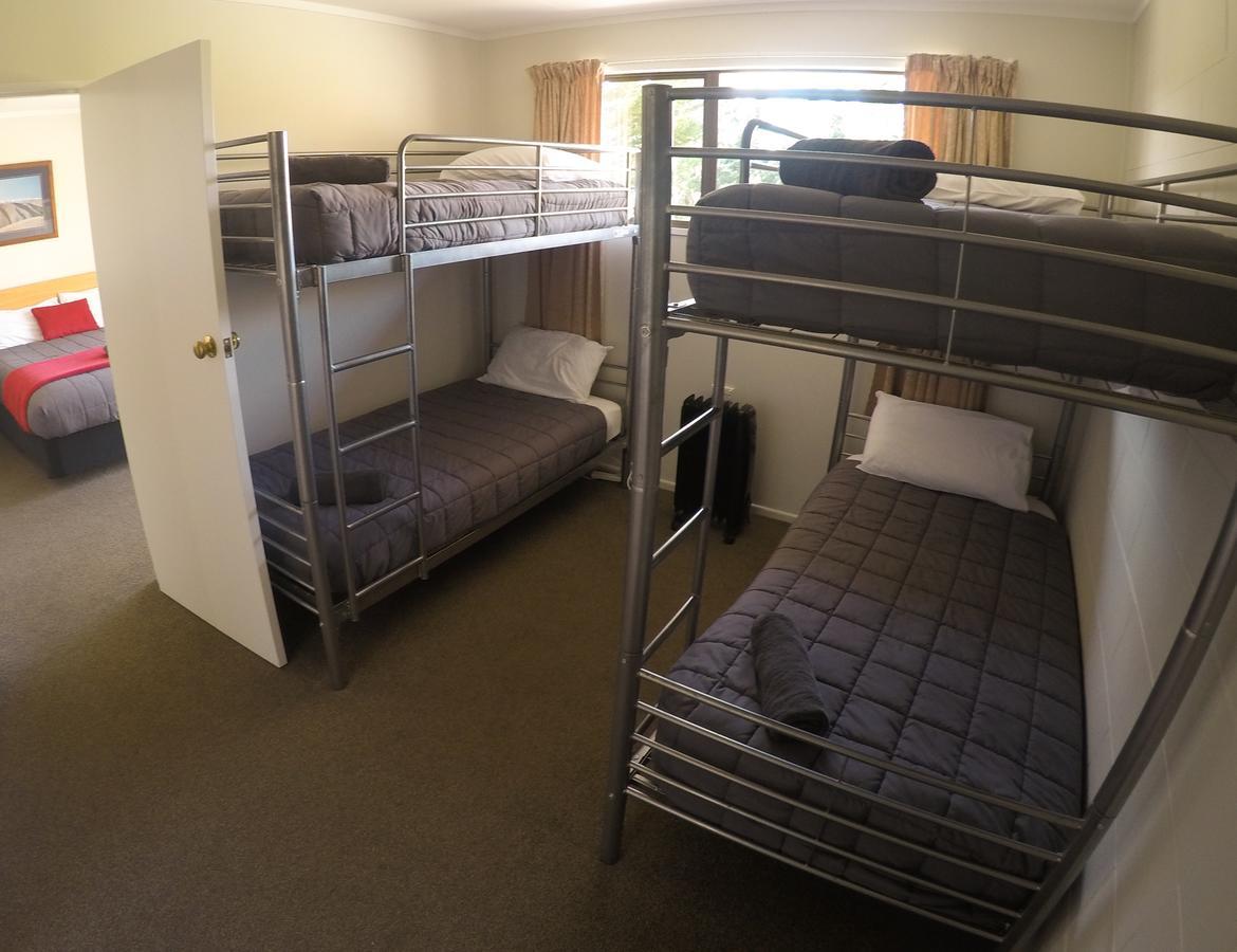 Mt Aspiring Holiday Park Wanaka Esterno foto