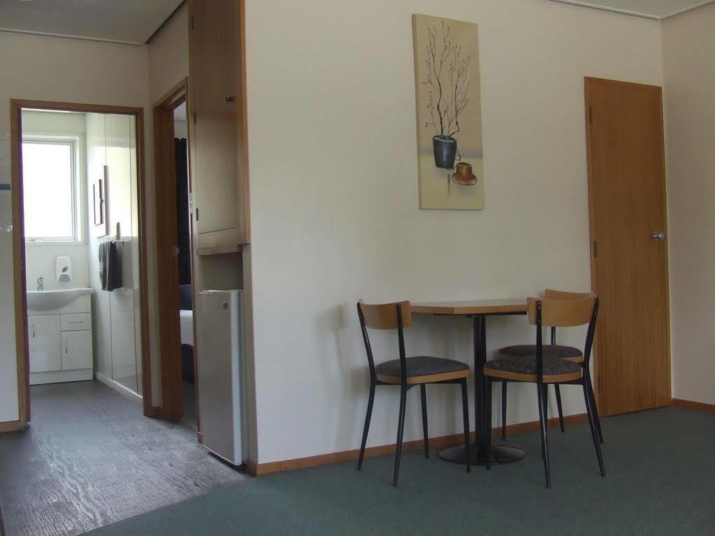 Mt Aspiring Holiday Park Wanaka Esterno foto